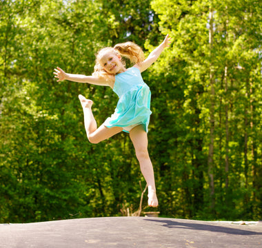 Trampoline Early Education—Entertainment or Educational Tool?
