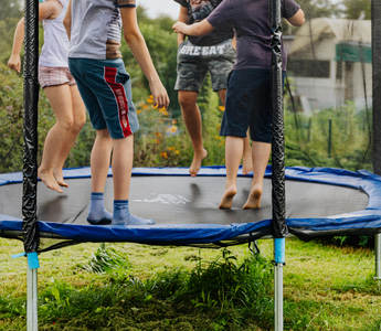 Trampoline Tips for Hot Weather: Protecting Kids from Heat and Sun